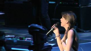 Alessandra Amoroso@Palalottomatica_L&#39;hai dedicato a me