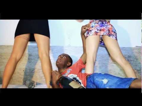 Mc Pelezinho  ai que bom (Clipe Oficial)