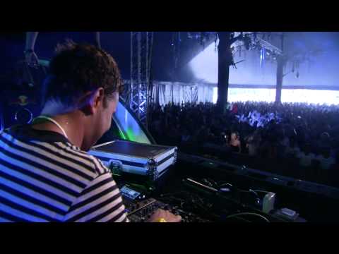Quintino (1) at Tomorrowland 2012