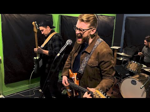 Shake Them Bones - Roll The Bones
