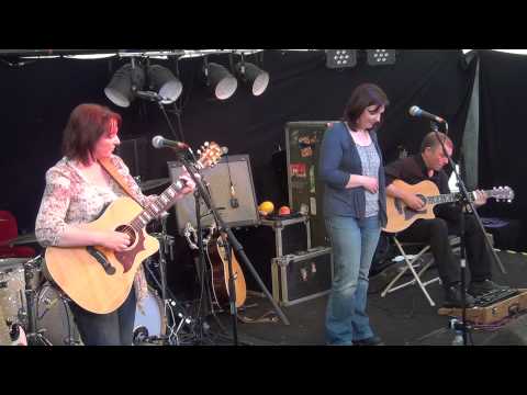 The Haley Sisters @Bamfest Bedale Acoustic Music Festival 2014