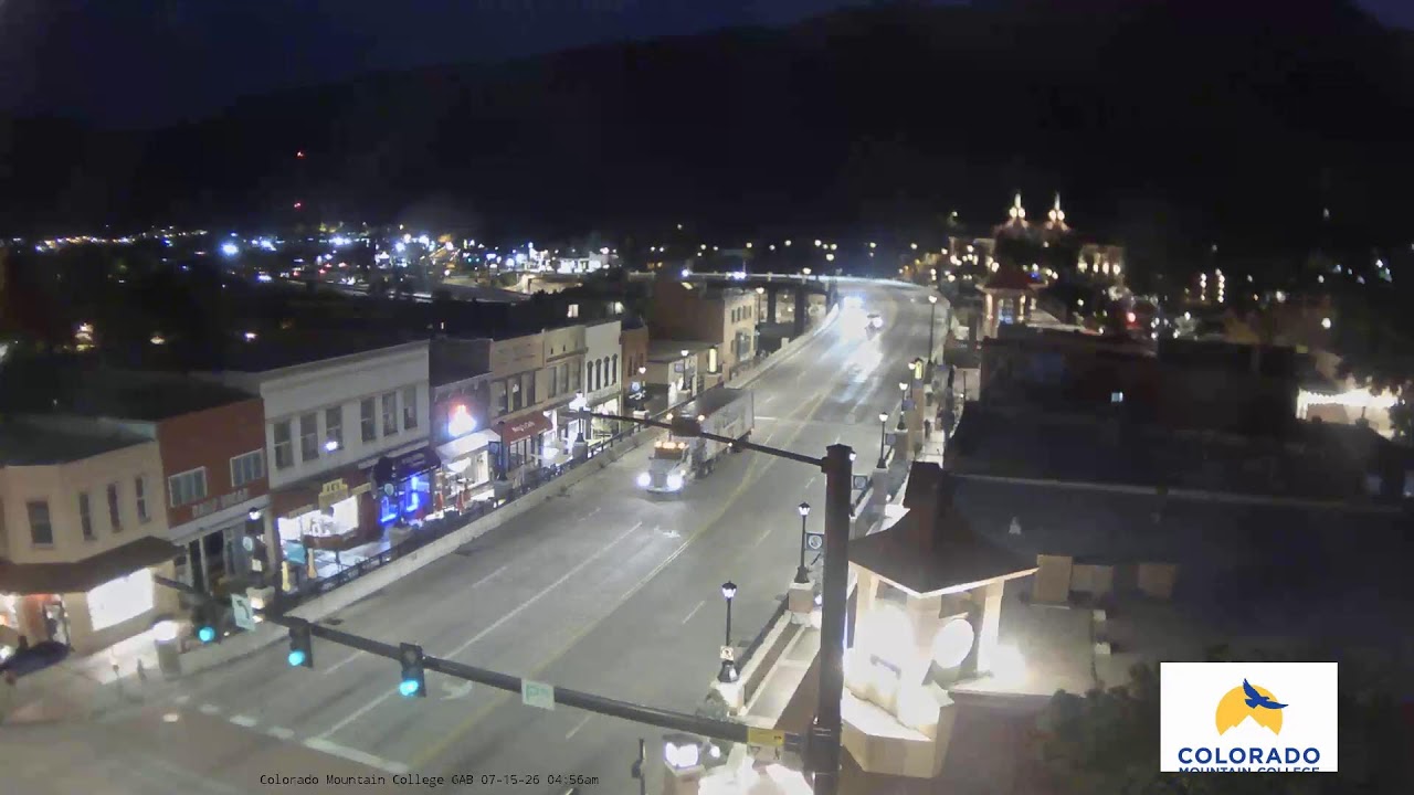 Live webcam view of Grand Avenue, Downtown Glenwood Springs
