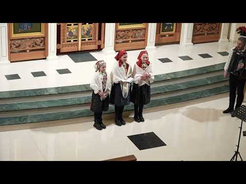 FS Barvinok z Kamienky – Boh sja raždajet