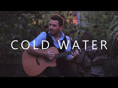 Cold Water - Major Lazer (fingerstyle guitar cover by Peter Gergely) [WITH TABS]