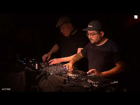 Abstract Division at E25 in Quarantine