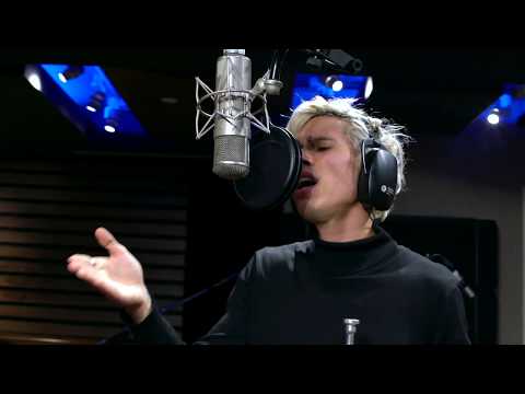 Spencer Ludwig - Right Into U (Live Looping Video)