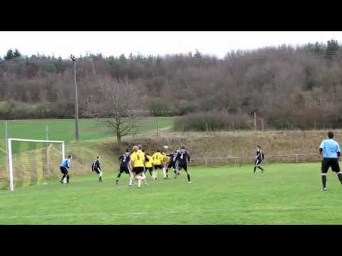 Fallrückzieher nach Eckball in den Winkel (Kreisliga). Traumtor!