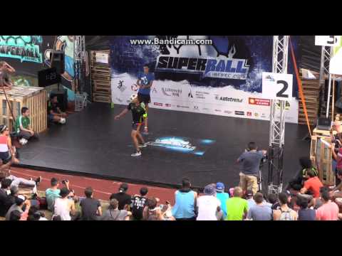 SuperBall 2015 Top 32 Battle - Davide vs Esteban (La Pantera)