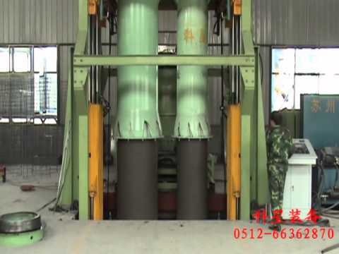 Automatic double size concrete pipe making machine