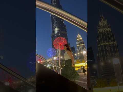 Look at the Sky #dubai #unitedarbemirates #burjkhalifa #uae #downtowndubai #travel #dubailove