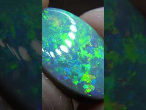 Over 8cts of Dark Opal gem!  #opal #gemstone