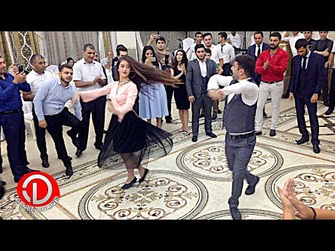 "Azeri" La Danza Tradicional De Azerbaiyán