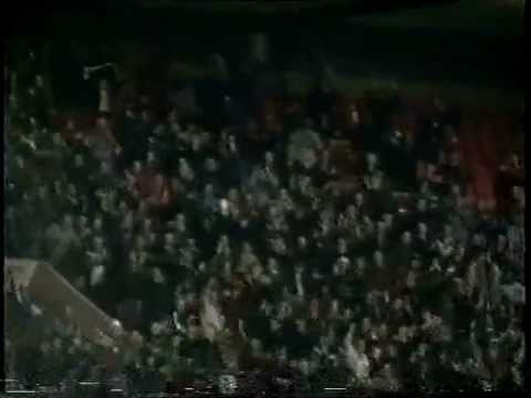 gold cf_GlensVCrues_94/95