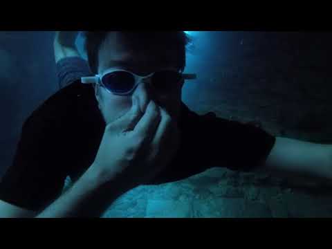 The Grotto - Underwater cave diving at Bruce Peninsula