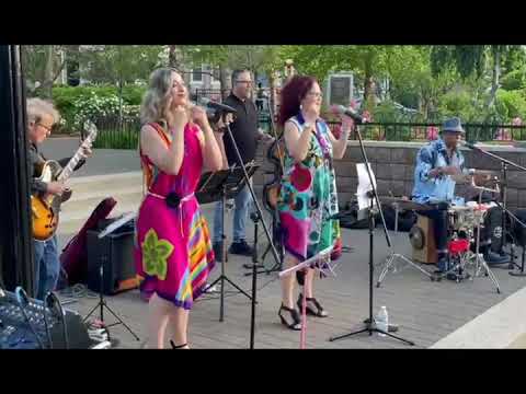 "LOVE" ❤🎶 TFM  The Feeling Messengers  by Miguelo Valdés