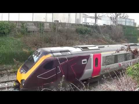 TRAINS IN CHELTENHAM 160318