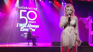 Dolly Parton Sings &#39;I Will Always Love You&#39; LIVE at Dollywood Theme Park