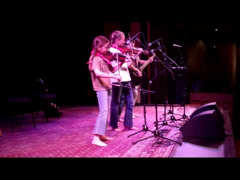 Fiddle Billies performing at the Midwest Fiddle Competition Finals