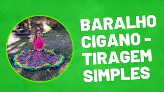 Baralho Cigano - Tiragem simples com três cartas .