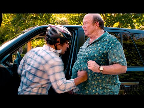 Paul Rudd se prend une rouste par un vieux | 40 ans: mode d'emploi | Extrait VF