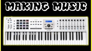 Video thumbnail for Arturia KeyLab 61 MKII - The Complete Package - Making Music by Geekanoids