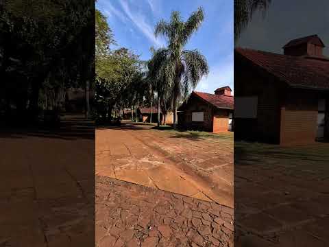 🌿 Paz y naturaleza en Cabañas del Parque, Oberá. ¡Vení a descansar! 🛖 #Obera #Misiones