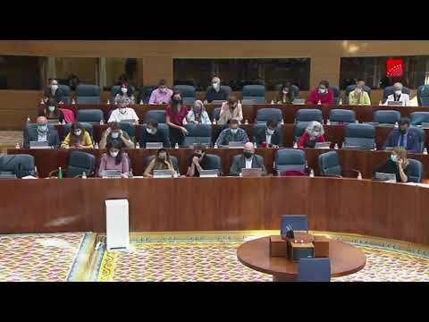 Serigne Mbayé: “Parece que Toni Cantó va a tener "Siete vidas", pero en la política”.