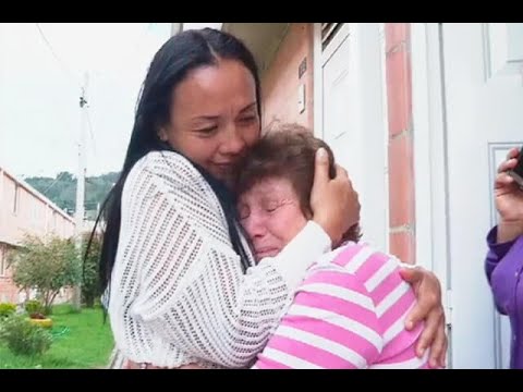 Emotivo reencuentro de madre e hija, separadas hace 33 años por tragedia de Armero