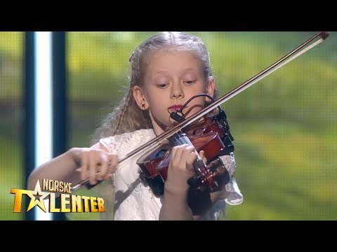 THIS LITTLE GIRL HAS VIOLIN SKILLS! | NORWAY GOT TALENT