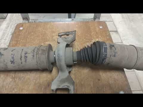 Замена подвесного подшипника карданного вала Renault Duster 2014 года, г. Рязань