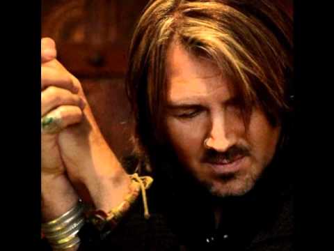 Glut der Nacht     Ralph Valenteano