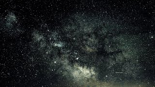 Celestial Keys: Enchanting Piano Music under the Night Sky