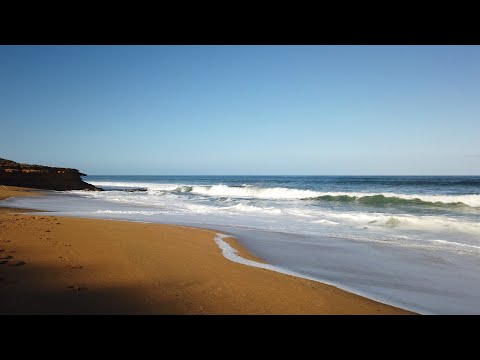 Bells Beach 4k - Afternoon POV walk at Bells Beach