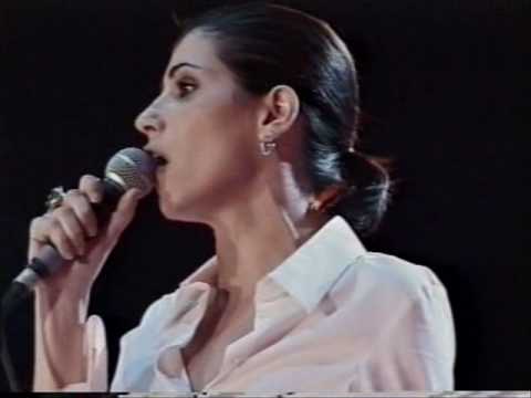 Videoclip de Sempre si cambia — Giorgia