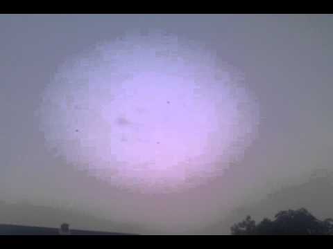 Ein halbes Dutzend Hubschrauber. Haben wir Krieg?