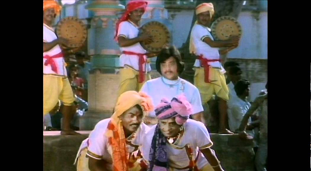 Hum Jaise To Dildaar Hote Hain Lyrics | Dildaar | Kishore Kumar, Asha Bhosle | Laxmikant Pyarelal