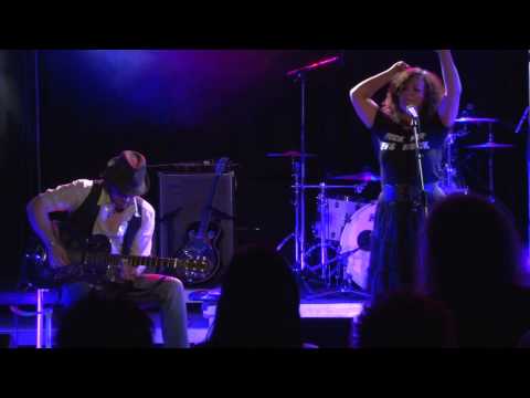 Meena Cryle & The Chris Fillmore Band - 10.05.2012