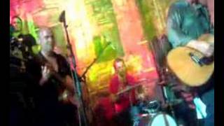 Neljä Ruusua - Sukellus