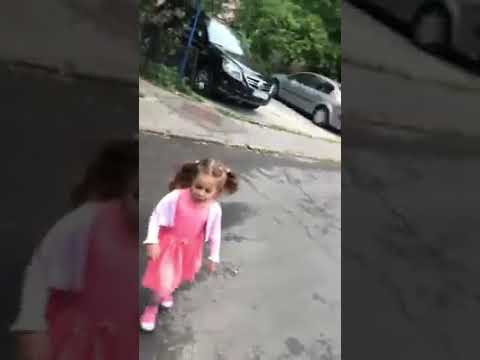 fu#uti rasa mă-ti 😂😂😂