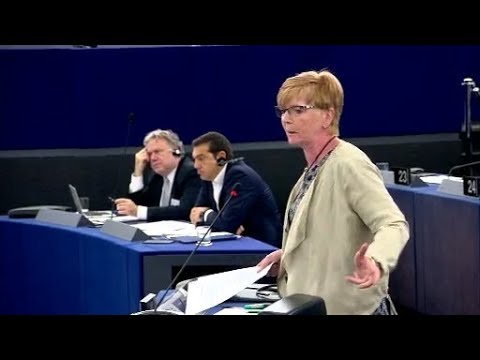 MdEP Gabi Zimmer (DIE LINKE.) Fraktionsvorsitzende der GUE/NGL in der Debatte mit  Alexis Tsipras
