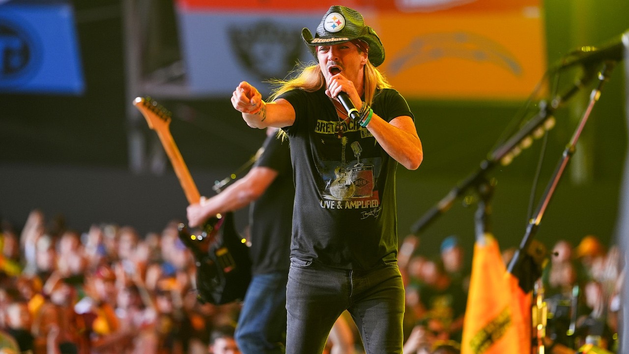 Bret Michaels Performs "Nothin' But A Good Time" at the 2026 NFL Draft