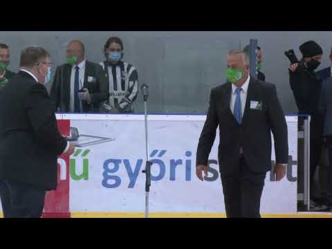 Átadták a győri Jégcsarnokot