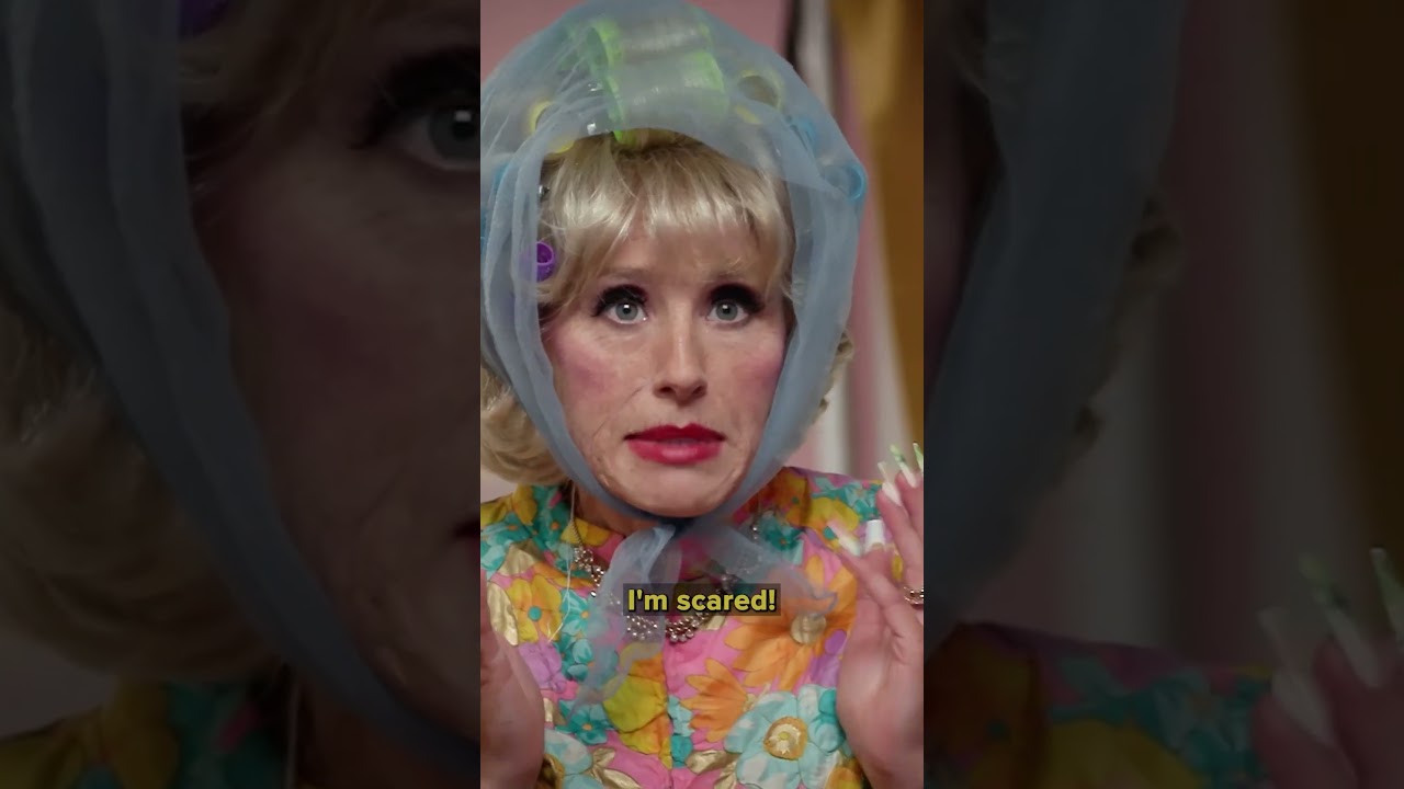 Lisa Sees Her Old Lady Makeover Reveal