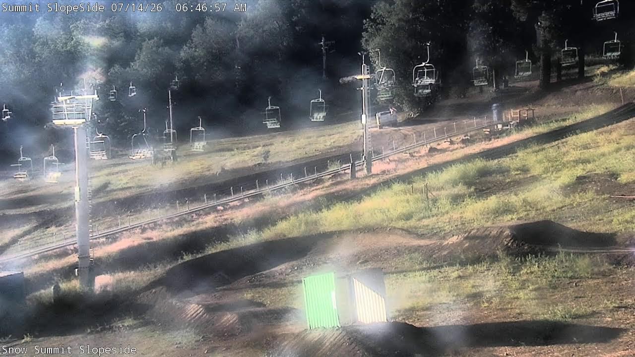 Live webcam view of Panorámica de la Pista Snow Summit