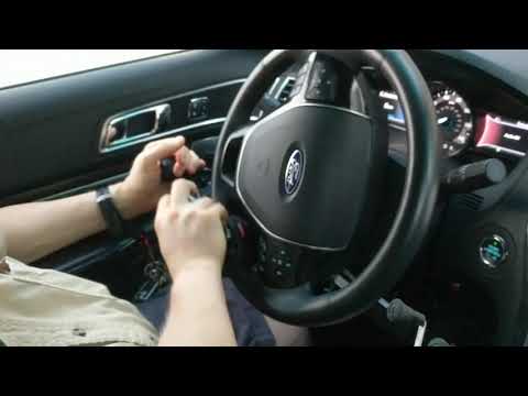 BraunAbility® MXV® Ford Explorer + Sure Grip SWITCH RF360 Steering Knob & MPD PushRock Hand Controls