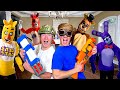 SURVIVING Five Nights At Freddy S IN REAL LIFE Defending Papa Jakes House