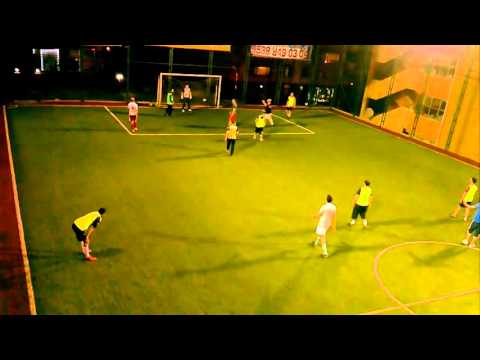 Futbol Arena Halı Saha 1 19.04.2016 21:00 - akillisaha.com