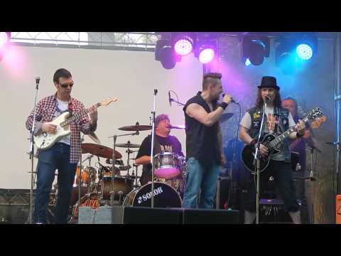 LUFTT - LUFTT - JEDNOU SKONČÍŠ V PEKLE (LIVE BUŠTĚHRAD)