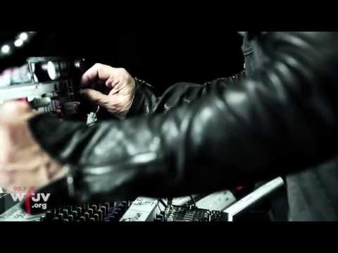 Daniel Lanois - "Sci Fi" (Live at WFUV)