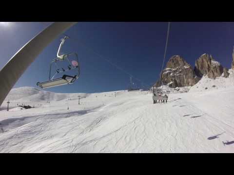 Risalita completa della seggiovia Ciavazes - Grohmann. Campitello di Fassa. Col Rodella.